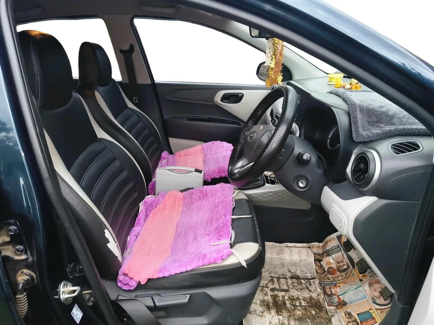2020 Hyundai GRAND I10 NIOS MAGNA CORPORATE EDITION 1.2 KAPPA VTVT, Petrol, Manual, 59,738 km, interior