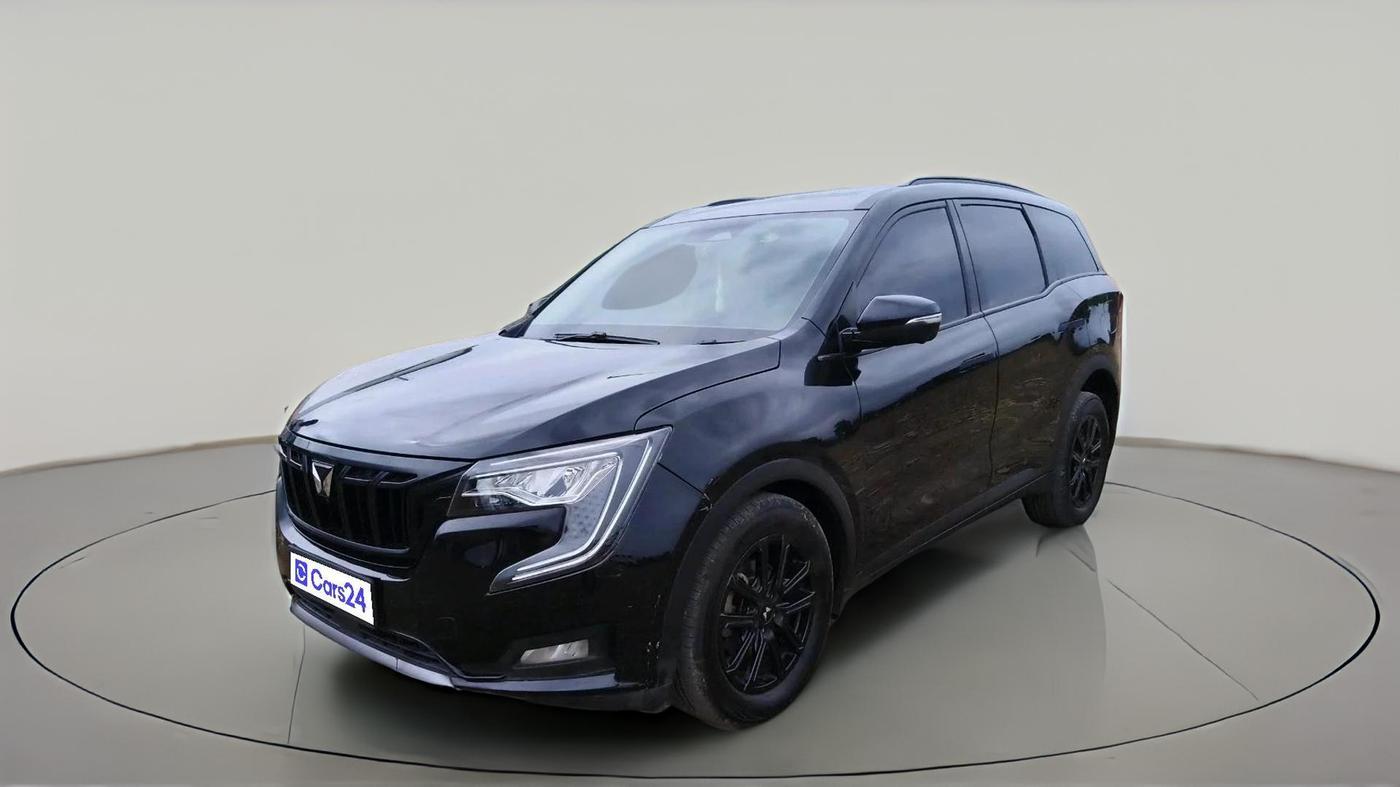 2024 Mahindra XUV700 AX 7 LUXURY D AT 7 STR, Diesel, Automatic, 68,568 km, exterior