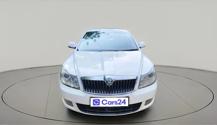 2010 Skoda Laura AMBIENTE 1.9 TDI MT, Diesel, Manual, 1,95,268 km, exterior