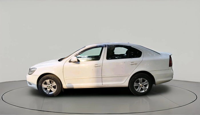 2010 Skoda Laura AMBIENTE 1.9 TDI MT, Diesel, Manual, 1,95,268 km, exterior