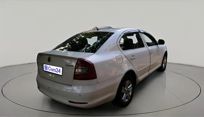 2010 Skoda Laura AMBIENTE 1.9 TDI MT, Diesel, Manual, 1,95,268 km, exterior