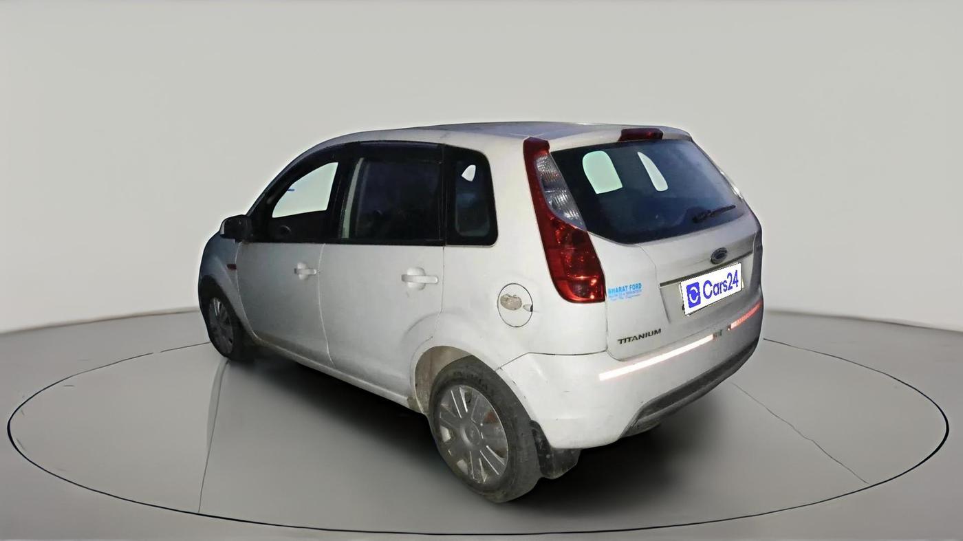 2013 Ford Figo TITANIUM 1.2 PETROL, Petrol, Manual, 90,692 km, exterior