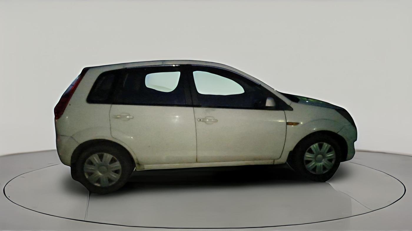 2013 Ford Figo TITANIUM 1.2 PETROL, Petrol, Manual, 90,692 km, exterior