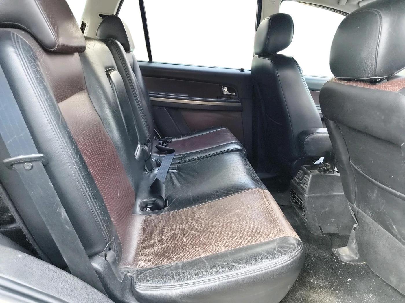 2011 Tata Aria PRIDE 4X4, Diesel, Manual, 1,53,784 km, interior