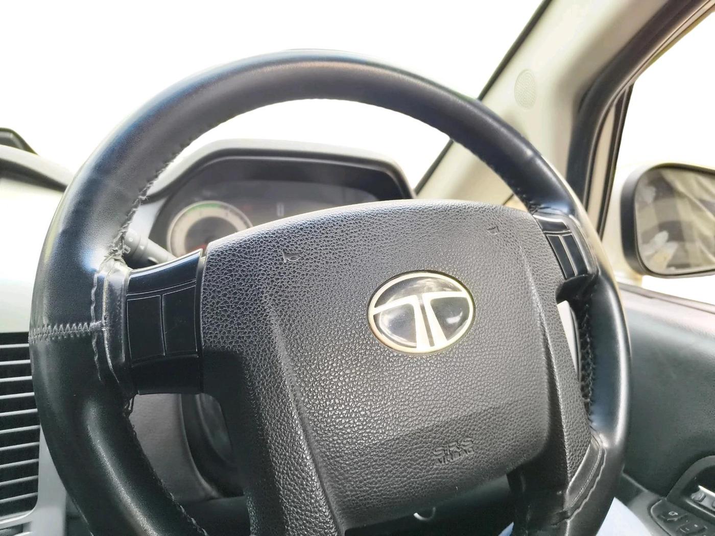 2011 Tata Aria PRIDE 4X4, Diesel, Manual, 1,53,784 km, interior