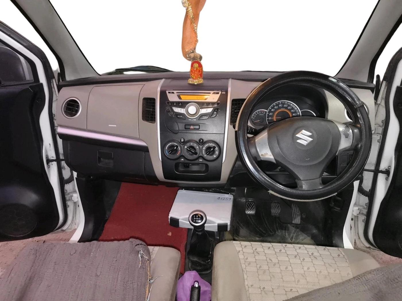 2015 Maruti Wagon R 1.0 VXI, Petrol, Manual, 68,279 km, interior