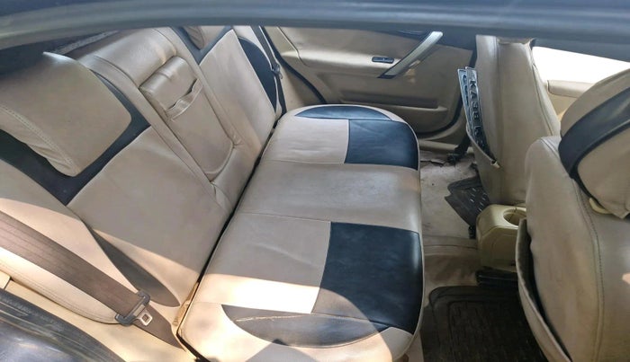 2012 Ford Fiesta ZXI 1.4 DIESEL, Diesel, Manual, 2,82,864 km, interior