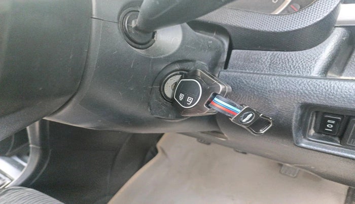 2016 Maruti Swift VDI, Diesel, Manual, 72,903 km, interior