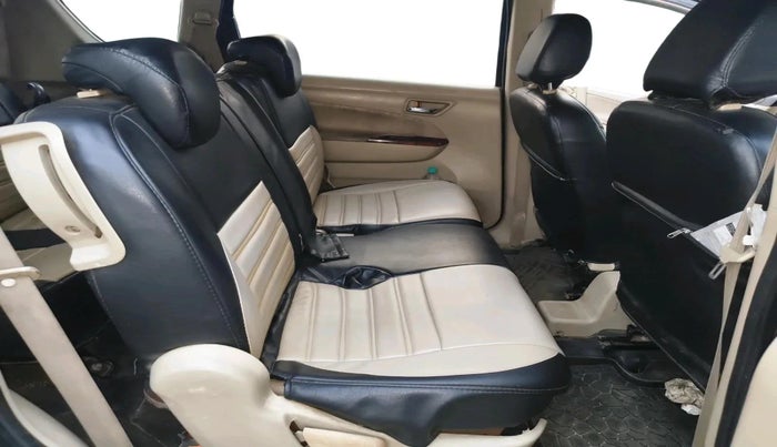 2013 Maruti Ertiga ZDI, Diesel, Manual, 1,66,221 km, interior