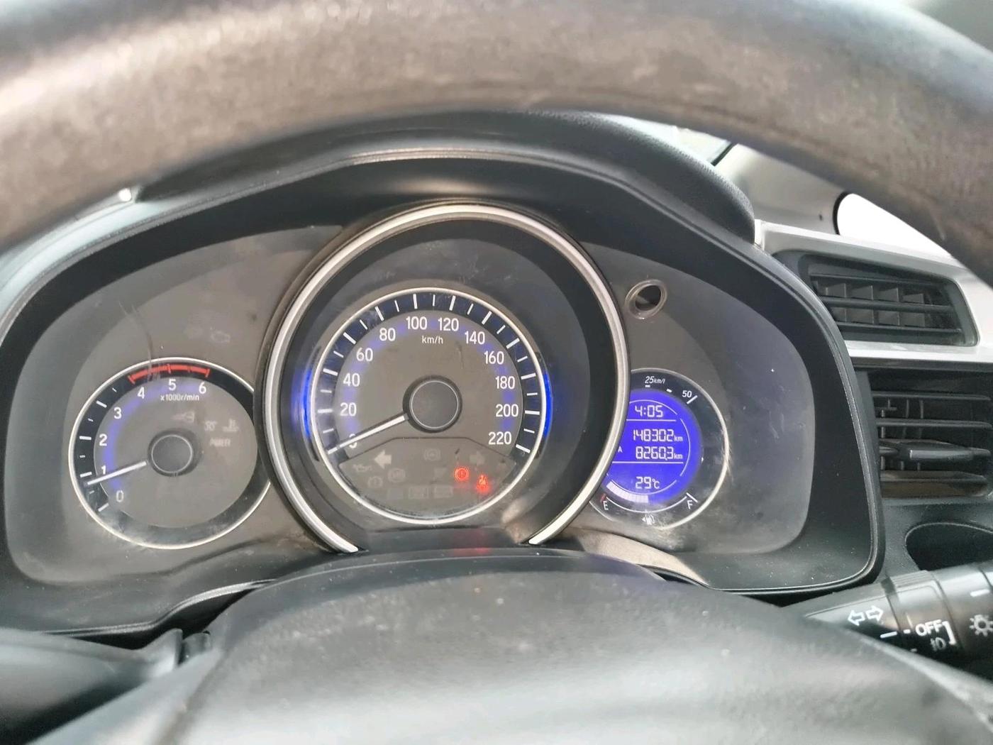 2018 Honda WR-V 1.5L I-DTEC VX MT, Diesel, Manual, 1,48,302 km, interior