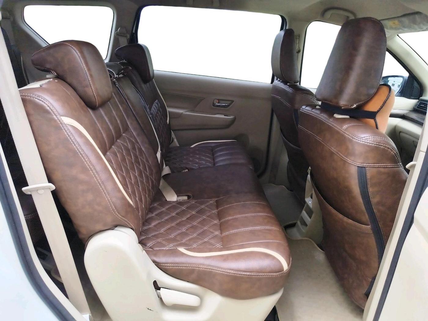 2021 Maruti Ertiga ZXI+ SHVS, Petrol, Manual, 51,676 km, interior