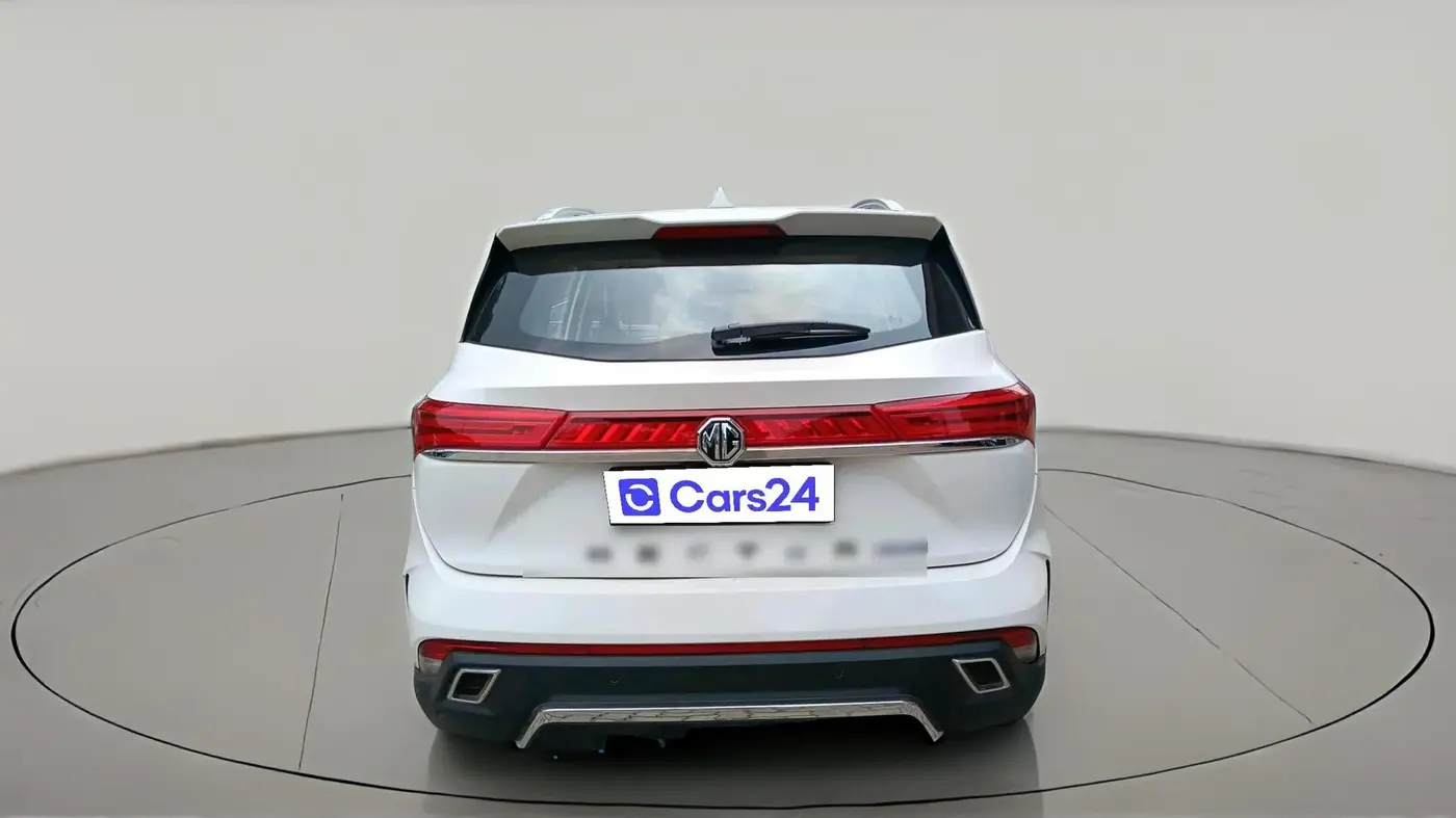 2023 MG HECTOR PLUS SHARP PRO 2.0 TURBO DIESEL 7 STR, Diesel, Manual, 17,238 km, exterior