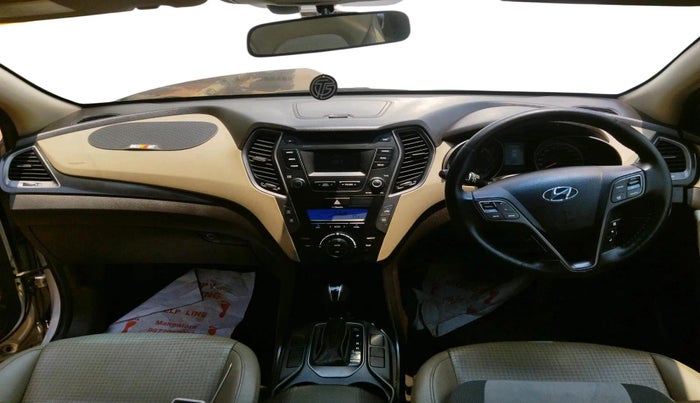 2014 Hyundai Santa Fe 2 WD AT, Diesel, Automatic, 93,681 km, interior