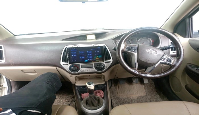 2011 Hyundai i20 SPORTZ (O) 1.4 CRDI, Diesel, Manual, 1,07,391 km, interior