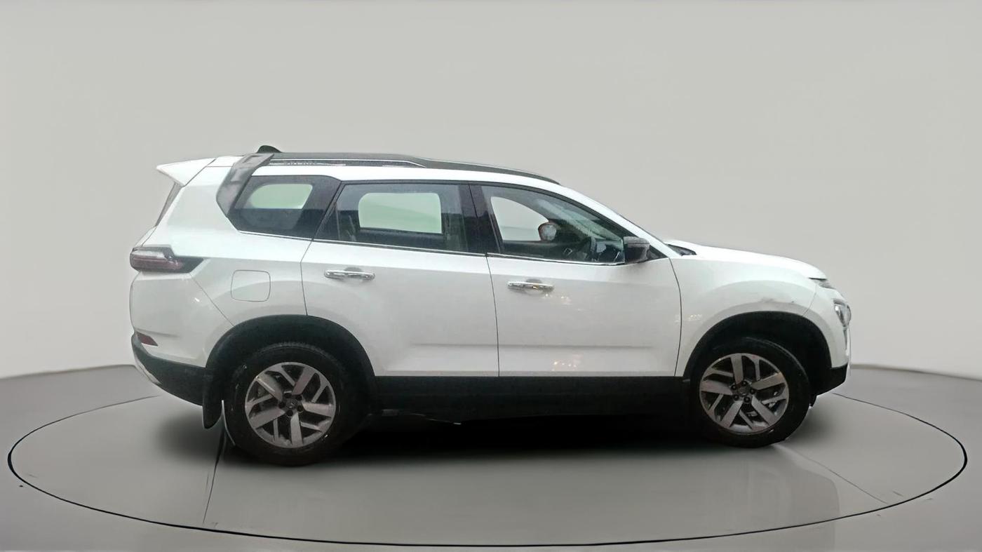 2022 Tata Safari XZA PLUS, Diesel, Automatic, 2,02,669 km, exterior