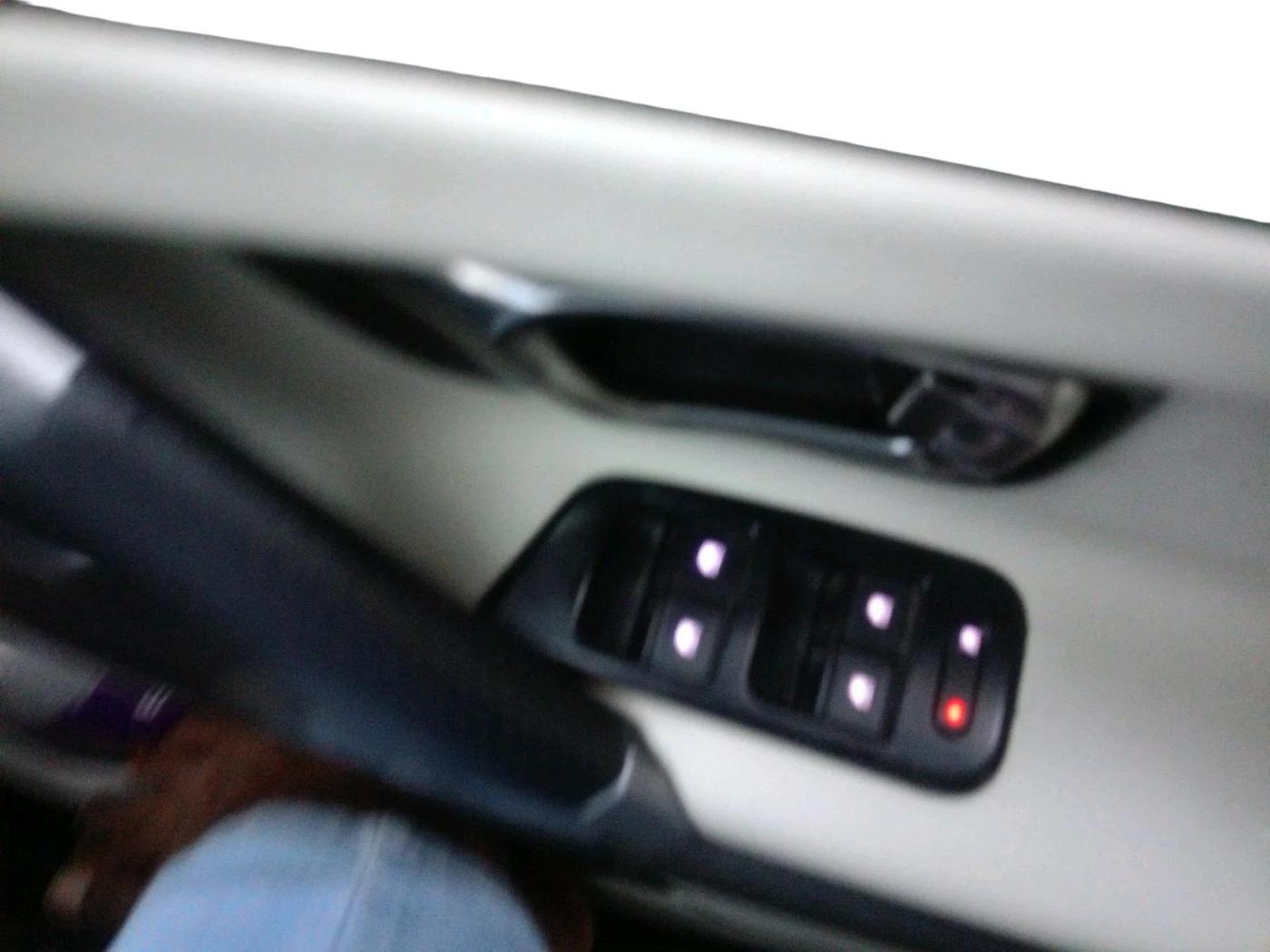 2022 Tata Safari XZA PLUS, Diesel, Automatic, 2,02,669 km, interior