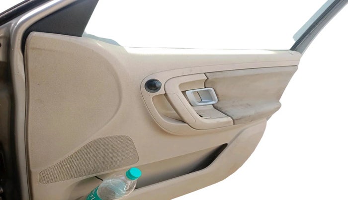 2011 Skoda Fabia ACTIVE 1.2 MPI, Petrol, Manual, 1,49,308 km, interior