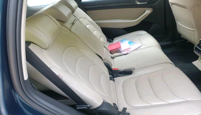 2018 Skoda Kodiaq STYLE 2.0 TDI 4X4 AT, Diesel, Automatic, 1,22,767 km, interior