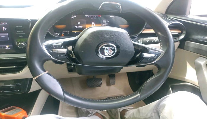 2023 Skoda SLAVIA STYLE 1.0L TSI AT, Petrol, Automatic, 1,20,965 km, interior