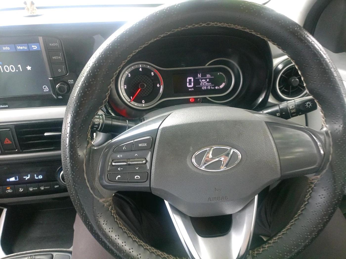 2020 Hyundai GRAND I10 NIOS SPORTZ U2 AMT 1.2 CRDI, Diesel, Automatic, 1,09,191 km, interior