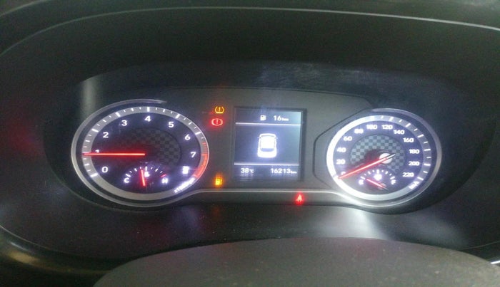 2024 Hyundai GRAND I10 NIOS ASTA 1.2 KAPPA VTVT, Petrol, Manual, 16,213 km, interior