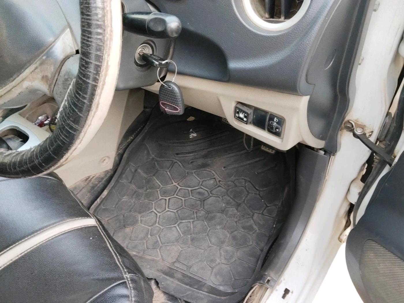2016 Maruti Alto K10 VXI, Petrol, Manual, 2,06,768 km, interior