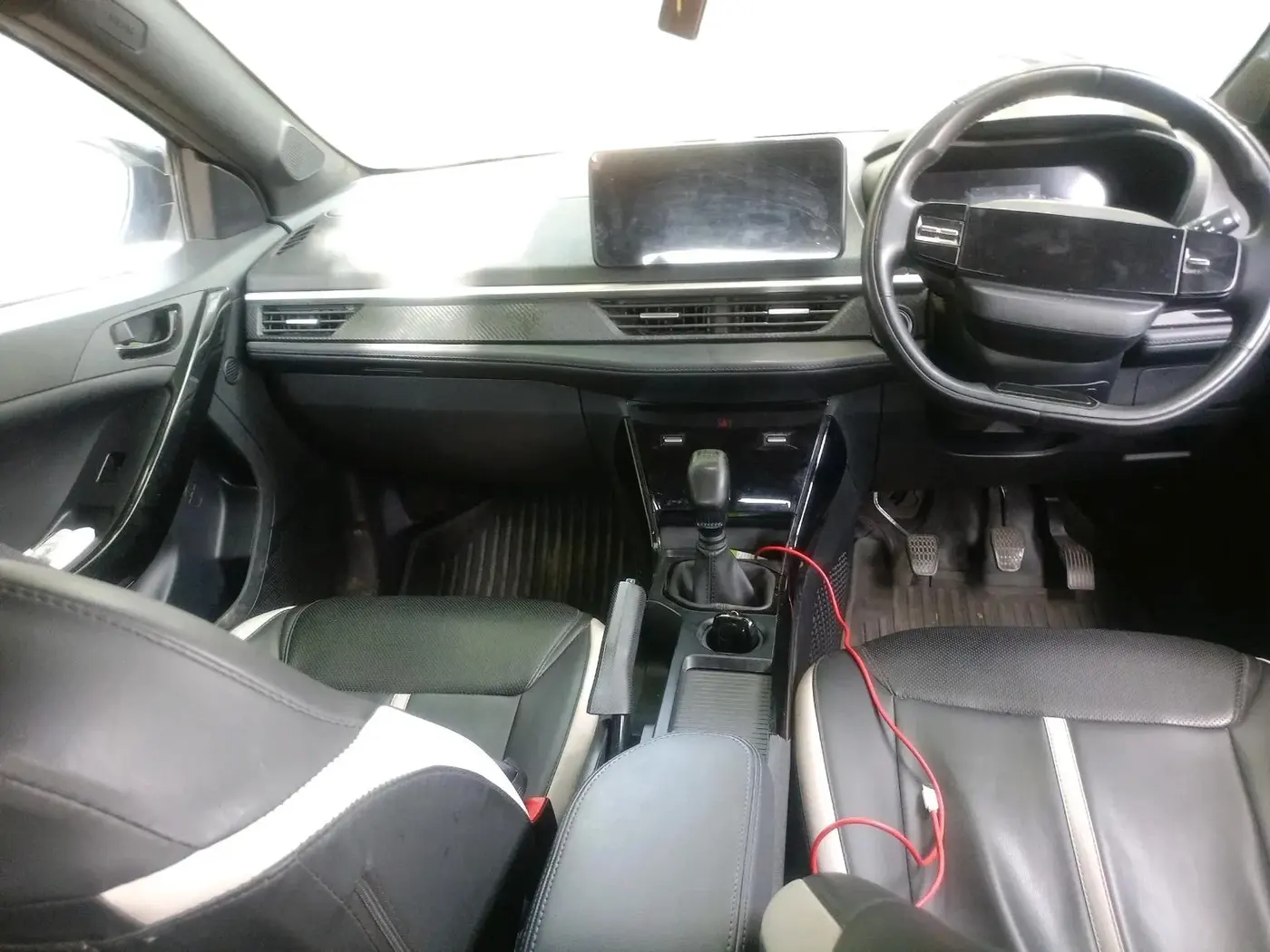 2025 Tata NEXON Creative Plus (S) 1.2 iCNG 6MT Dark Edition, CNG, Manual, 40,638 km, interior