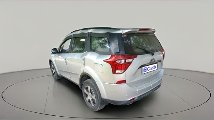 2019 Mahindra XUV500 W7, Diesel, Manual, 82,547 km, exterior