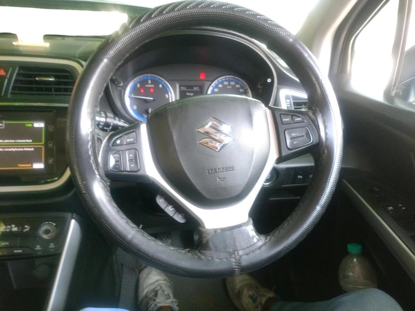 2015 Maruti S Cross ALPHA 1.3, Diesel, Manual, 1,87,446 km, interior