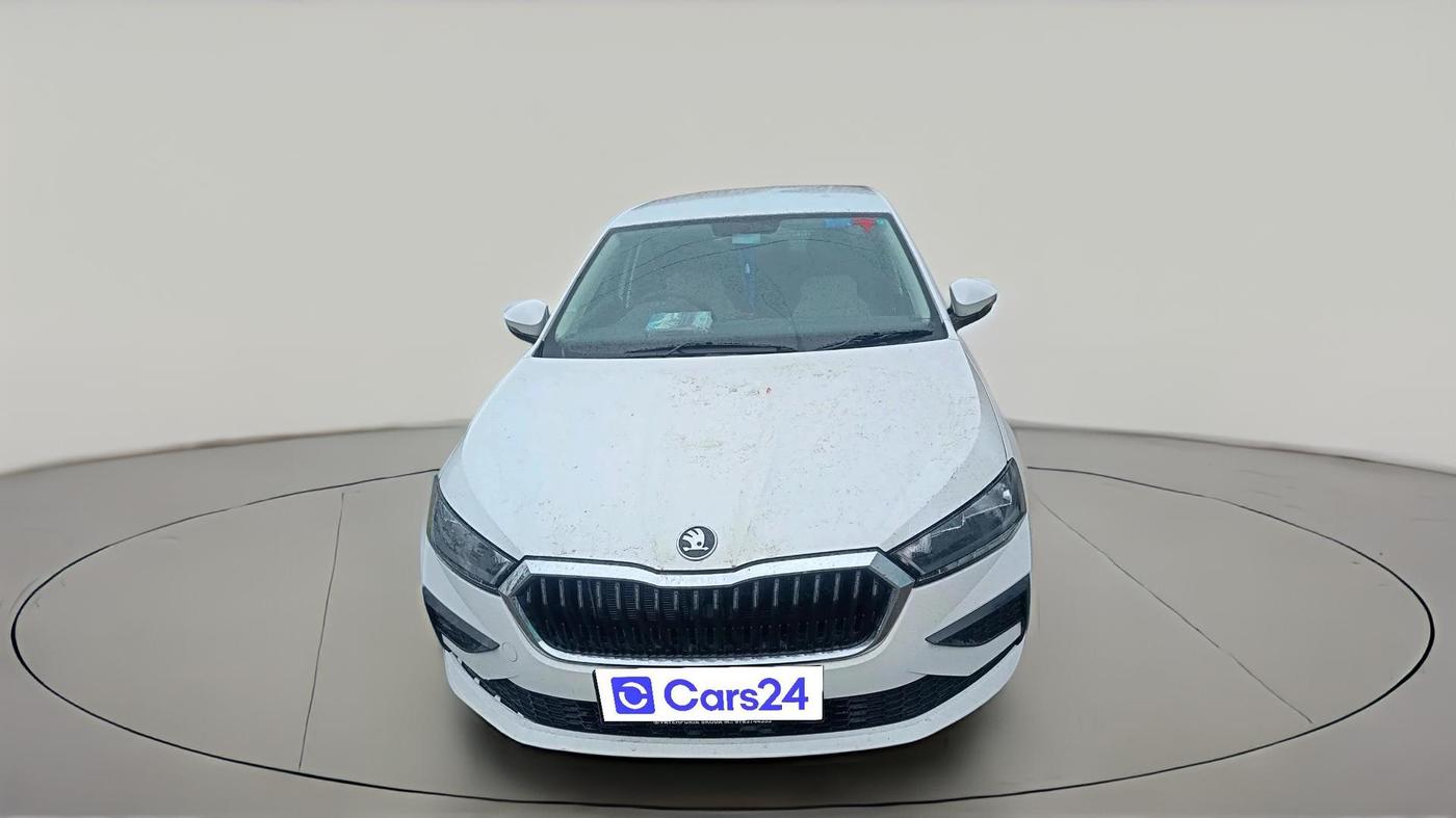 2025 Skoda SLAVIA Classic 1.0L TSI MT, Petrol, Manual, 5,949 km, exterior