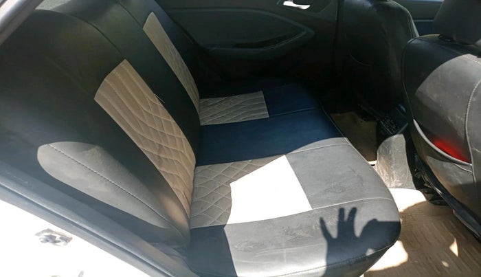 2016 Hyundai i20 Active 1.2 S, Petrol, Manual, 91,926 km, interior