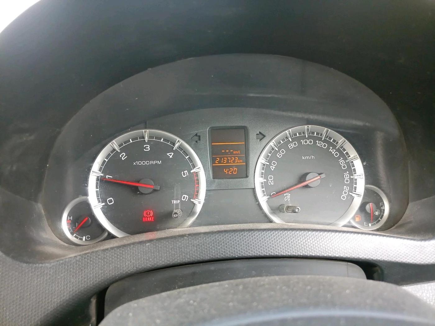 2016 Maruti Swift VDI, Diesel, Manual, 2,13,723 km, interior