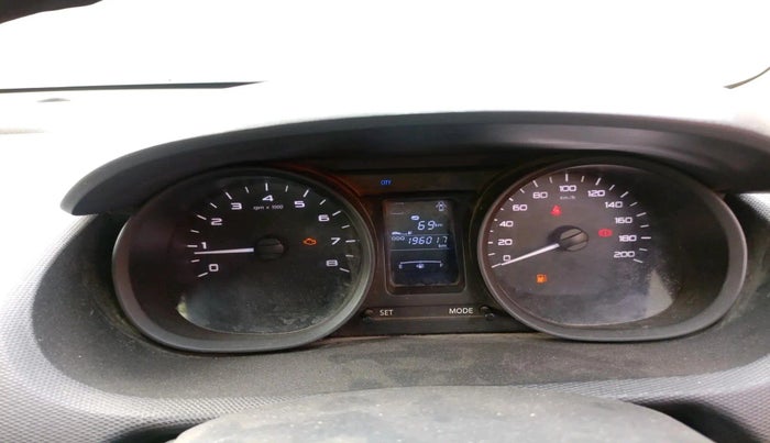 2018 Tata Tiago XT PETROL, Petrol, Manual, 1,96,017 km, interior
