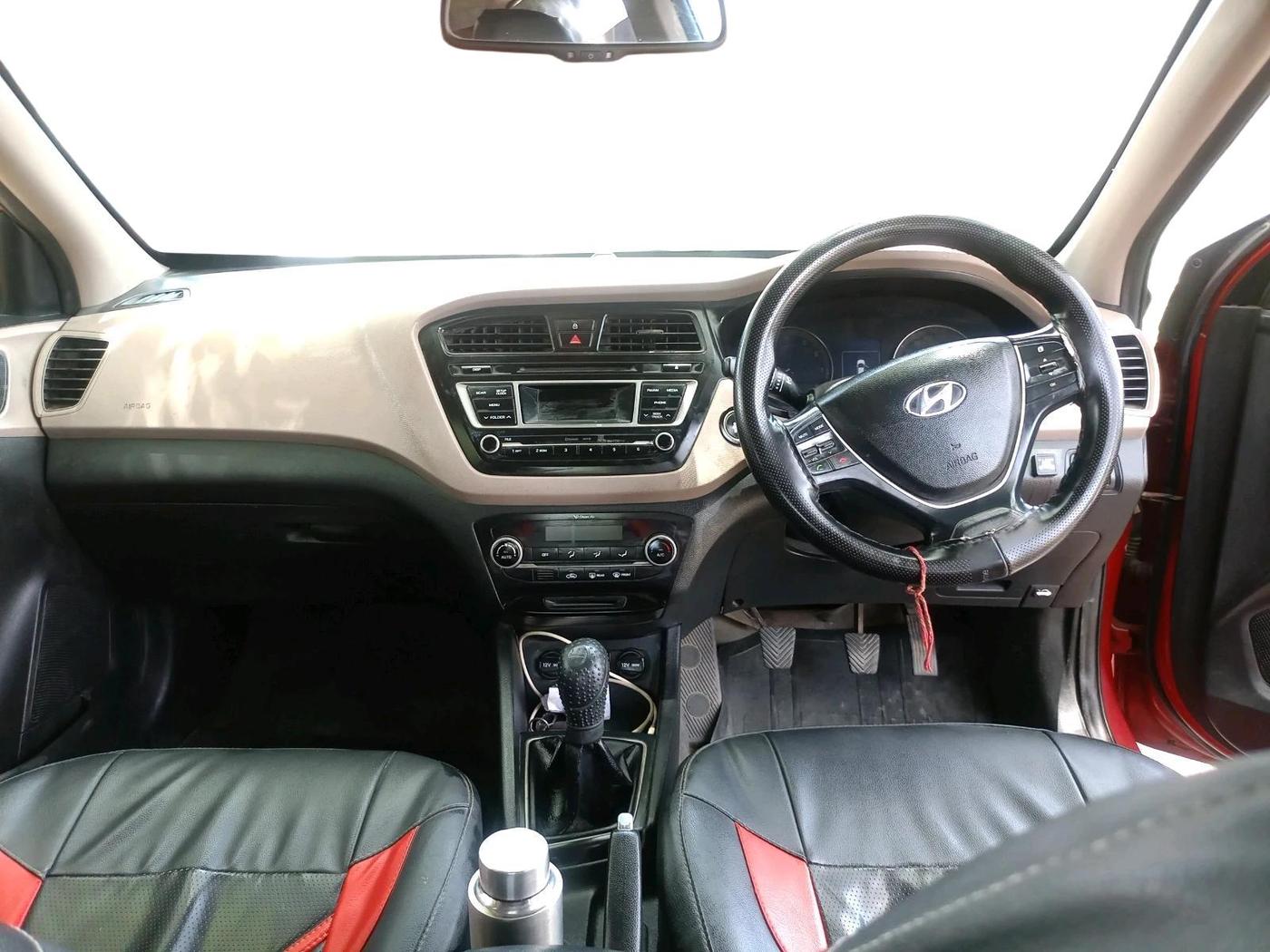 2015 Hyundai Elite i20 ASTA 1.2, Petrol, Manual, 1,05,280 km, interior