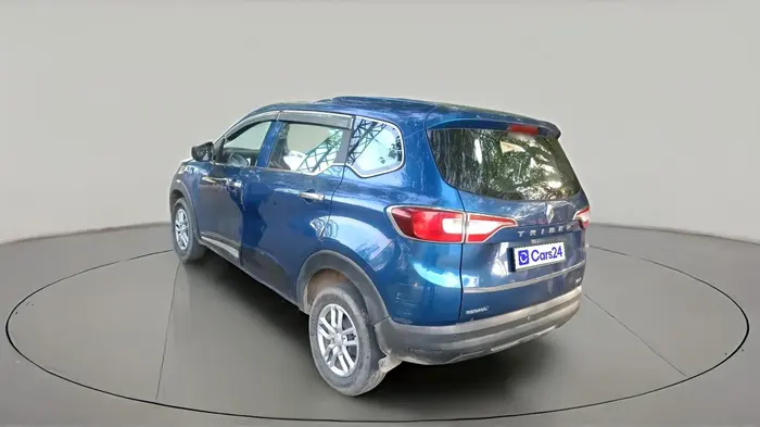 2020 Renault TRIBER RXL MT, Petrol, Manual, 2,24,178 km, exterior