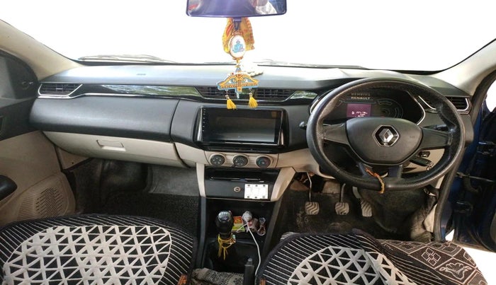 2020 Renault TRIBER RXL MT, Petrol, Manual, 2,24,178 km, interior