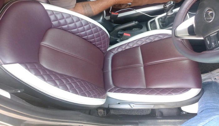 2020 Hyundai VENUE SX 1.5 CRDI, Diesel, Manual, 93,645 km, interior