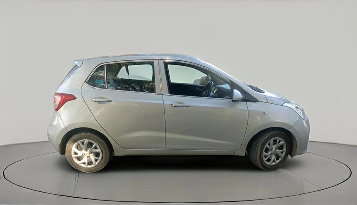 2017 Hyundai Grand i10 SPORTZ 1.2 KAPPA VTVT, Petrol, Manual, 60,669 km, exterior