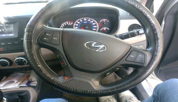 2017 Hyundai Grand i10 SPORTZ 1.2 KAPPA VTVT, Petrol, Manual, 60,669 km, interior