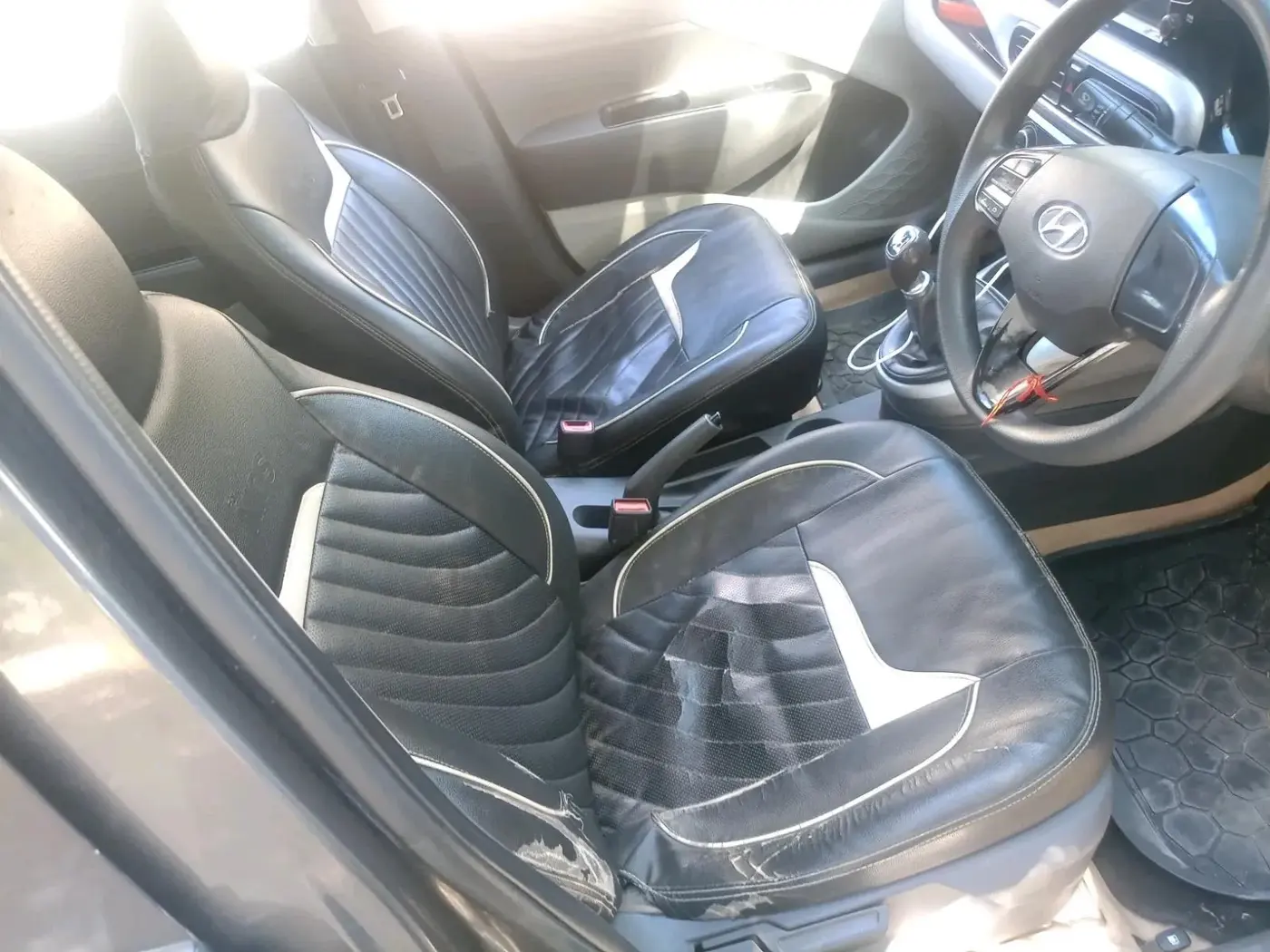 2019 Hyundai GRAND I10 NIOS SPORTZ 1.2 KAPPA VTVT, Petrol, Manual, 65,000 km, interior
