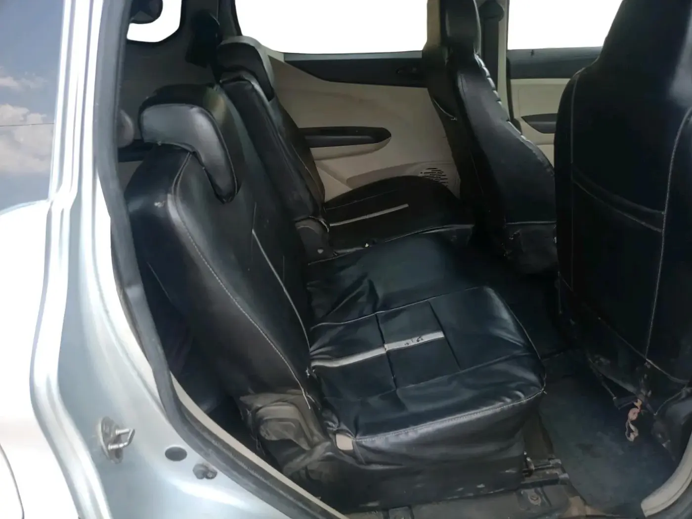 2022 Renault TRIBER RXL MT, Petrol, Manual, 1,17,809 km, interior