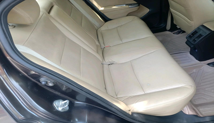 2018 Honda City 1.5L I-DTEC ZX, Diesel, Manual, 1,55,999 km, interior