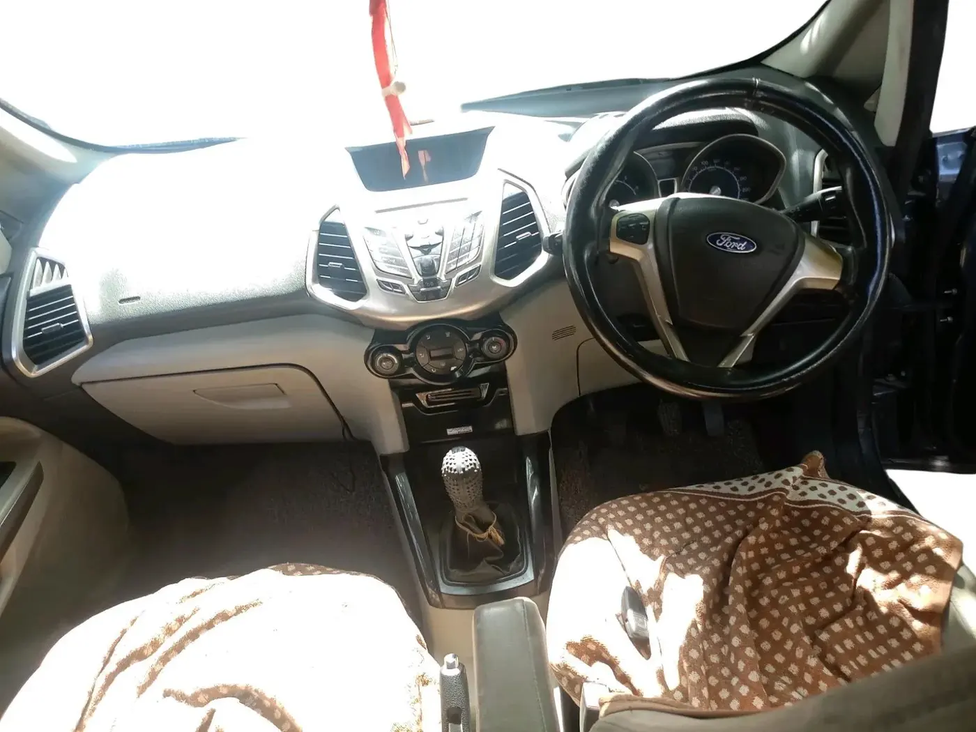 2013 Ford Ecosport TITANIUM 1.0L ECOBOOST, Petrol, Manual, 90,180 km, interior