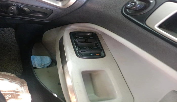 2013 Ford Ecosport TITANIUM 1.0L ECOBOOST, Petrol, Manual, 89,281 km, interior