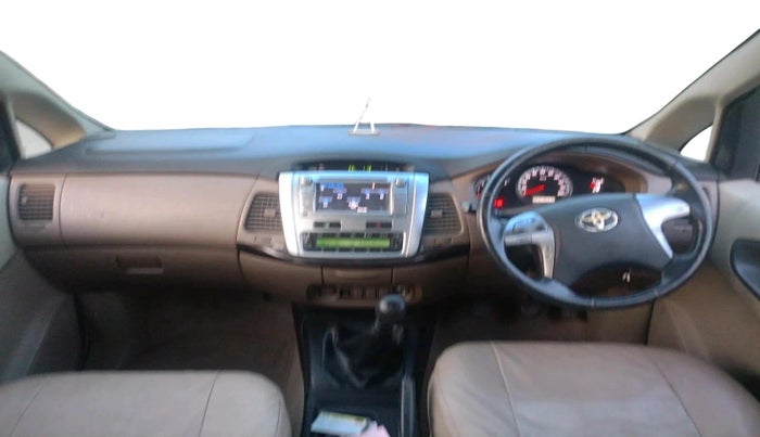 2015 Toyota Innova 2.5 VX 7 STR, Diesel, Manual, 2,19,563 km, interior