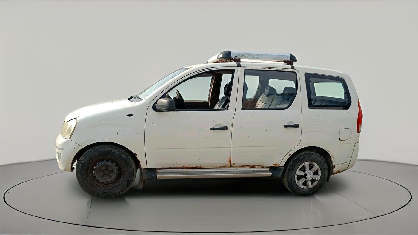 2011 Mahindra Xylo E4, Diesel, Manual, 1,14,894 km, exterior
