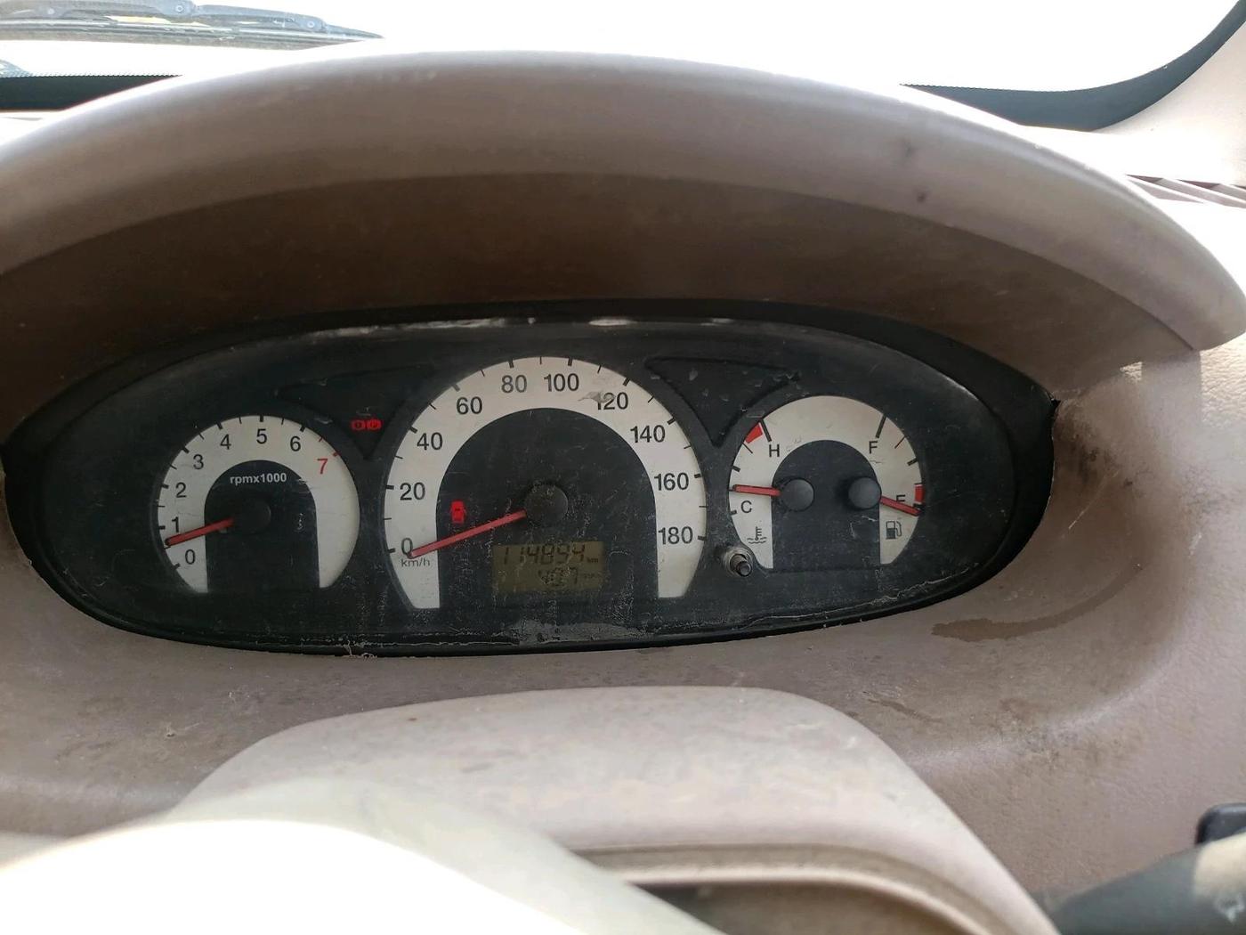 2011 Mahindra Xylo E4, Diesel, Manual, 1,14,894 km, interior