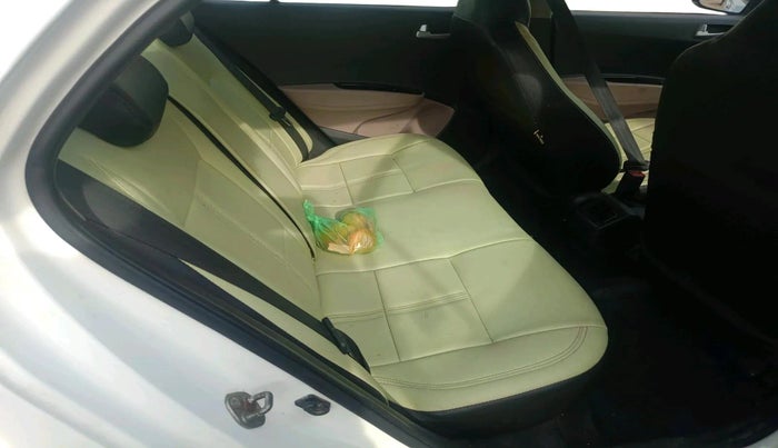 2016 Hyundai Xcent S  1.1 CRDI SPECIAL EDITION, Diesel, Manual, 84,775 km, interior