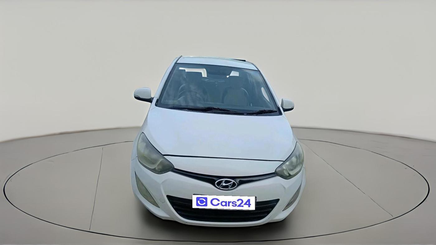 2014 Hyundai i20 SPORTZ 1.2, Petrol, Manual, 92,614 km, exterior