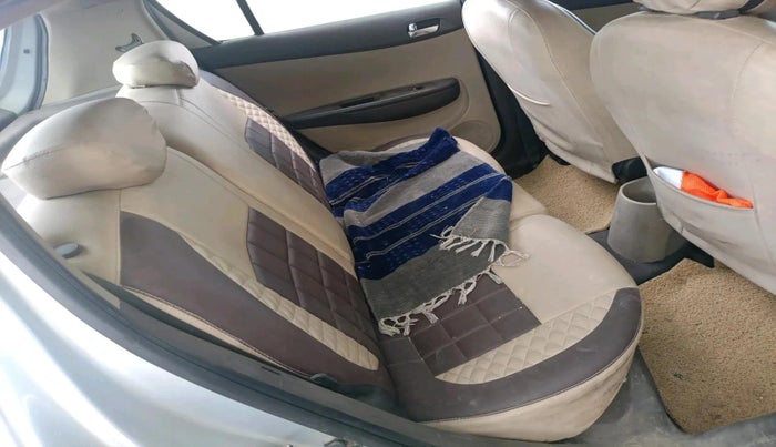 2011 Hyundai i20 SPORTZ 1.2, Petrol, Manual, 95,156 km, interior